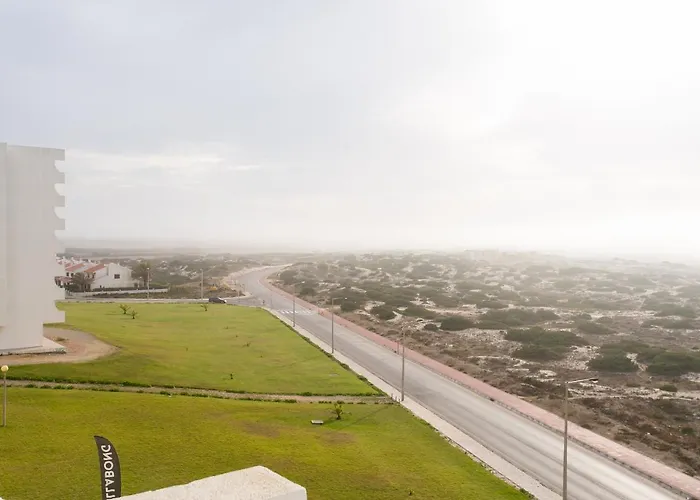 Maresia - Beachfront פניש